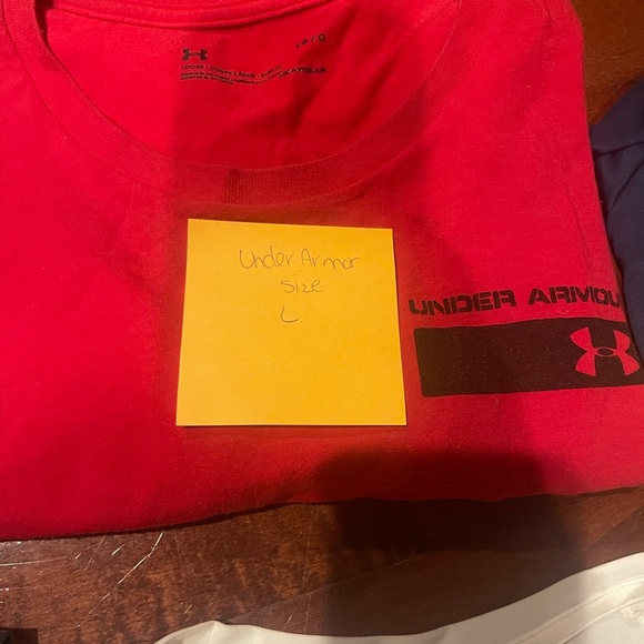 Men’s assorted under armor short sleeve - Picture 3 of 6